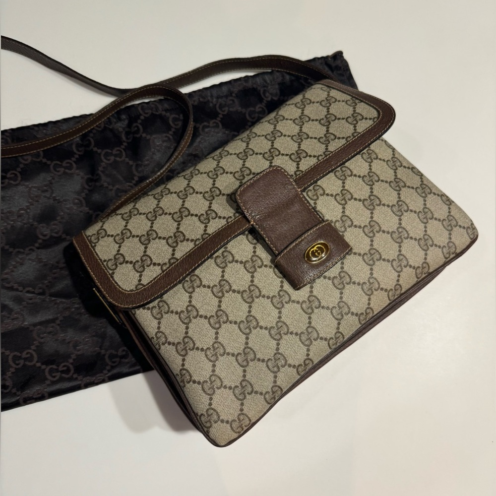 Gucci vintage shoulder bag
